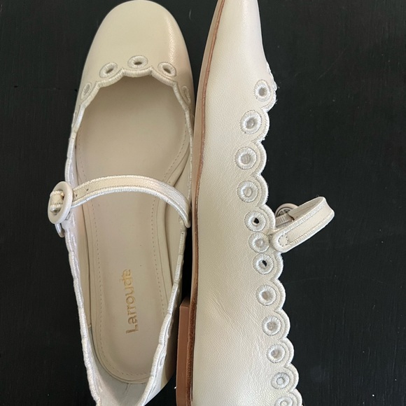 Larroude Blaire Broderie Ballet Flat - Picture 5 of 6